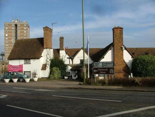 Roebuck Inn Stevenage Eksteriør billede